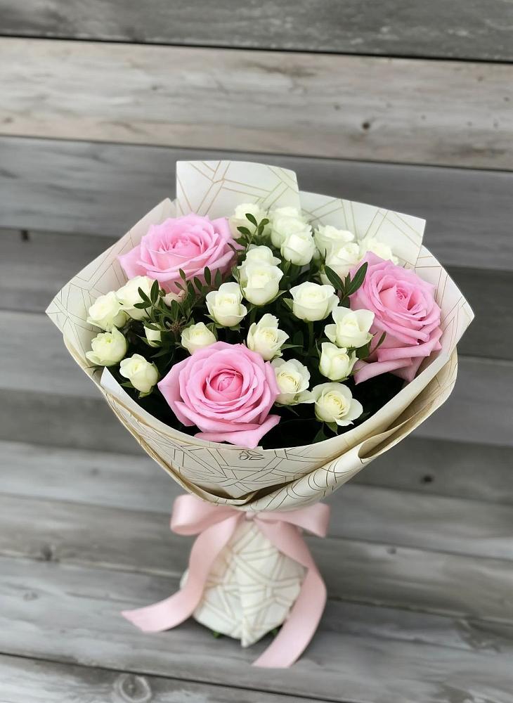 Букет цветов из: Розы в Яр Удмуртия