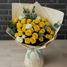 Букет цветов из:  Розы в Яр Удмуртия