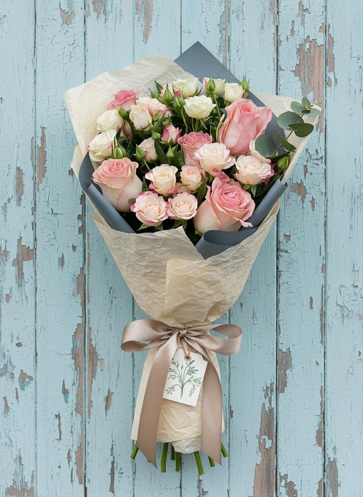 Букет цветов из: Розы в Яр Удмуртия