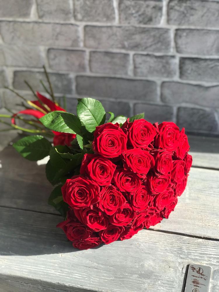 Букет Красные розы Фридом в Яр Удмуртия