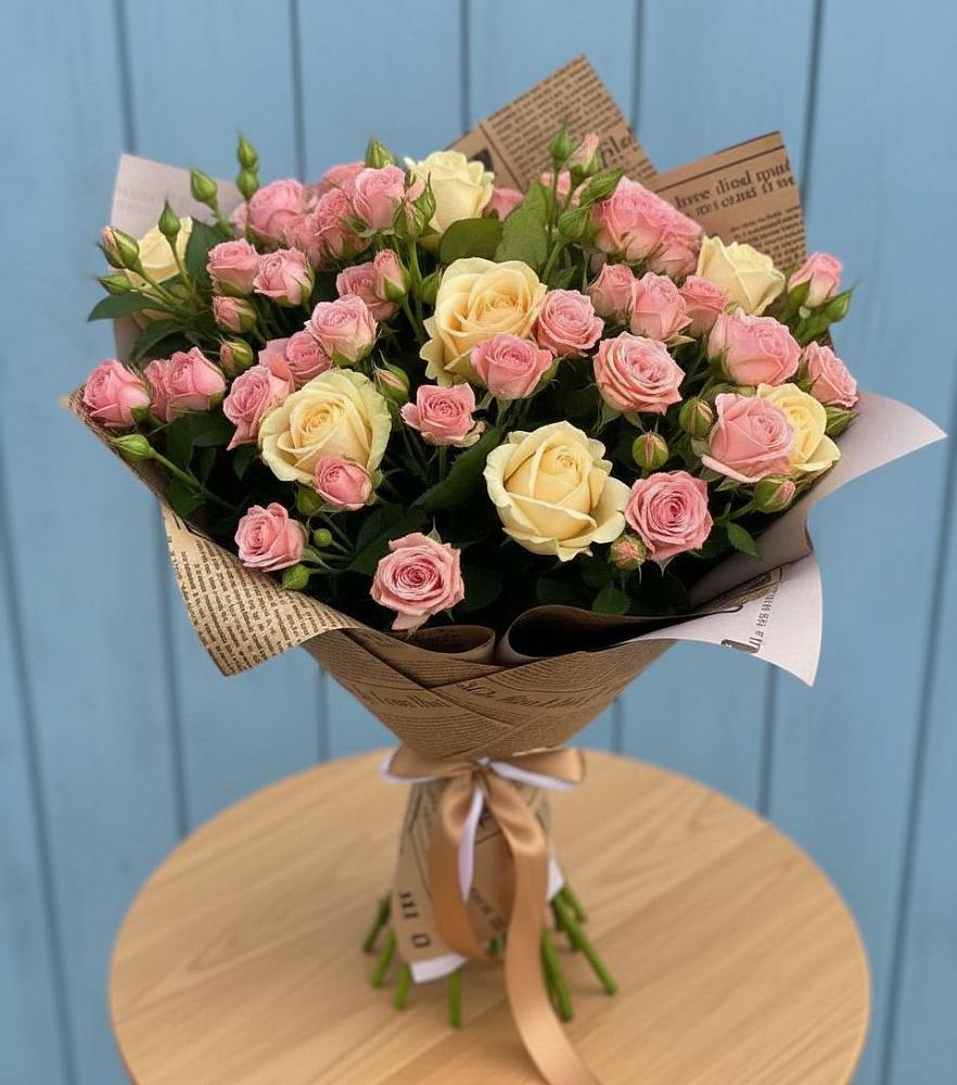 Букет цветов из: Розы в Яр Удмуртия