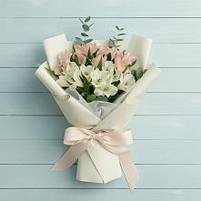 Букет цветов из:  Альстромерии в Яр Удмуртия