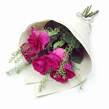 Букет цветов из:  Розы в Яр Удмуртия