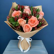Букет цветов из:  Розы и Альстромерии в Яр Удмуртия