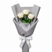 Букет 3 белые розы в Яр Удмуртия