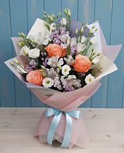 Букет цветов из:  Лизиантусы, Розы, Альстромерии и Гипсофила в Яр Удмуртия