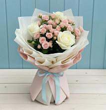 Букет цветов из:  Розы в Яр Удмуртия