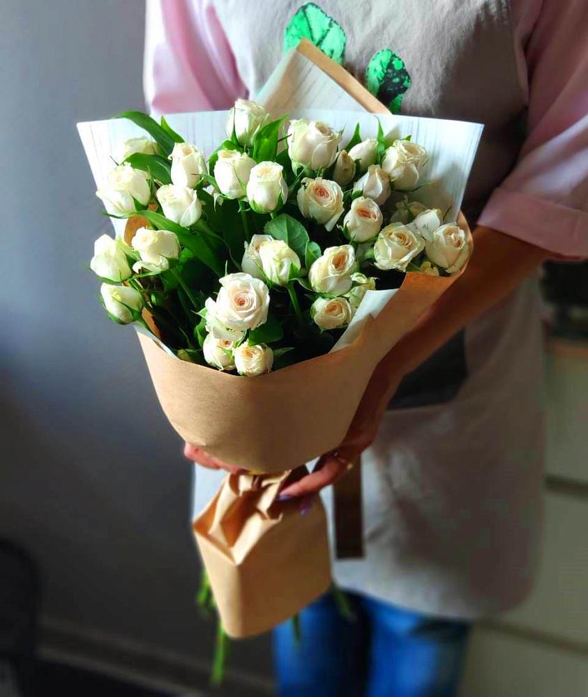 Букет цветов из: Розы в Яр Удмуртия