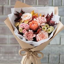 Букет цветов из:  Гвоздики, Хризантемы и Розы в Яр Удмуртия