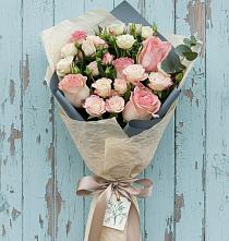 Букет цветов из:  Розы в Яр Удмуртия