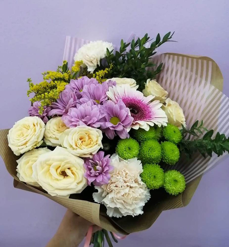 Букет цветов из: Хризантемы, Розы, Гвоздики и Герберы в Яр Удмуртия