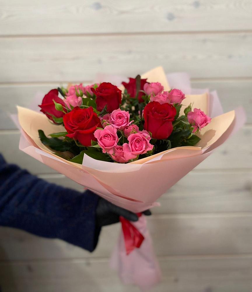 Букет цветов из: Розы в Яр Удмуртия